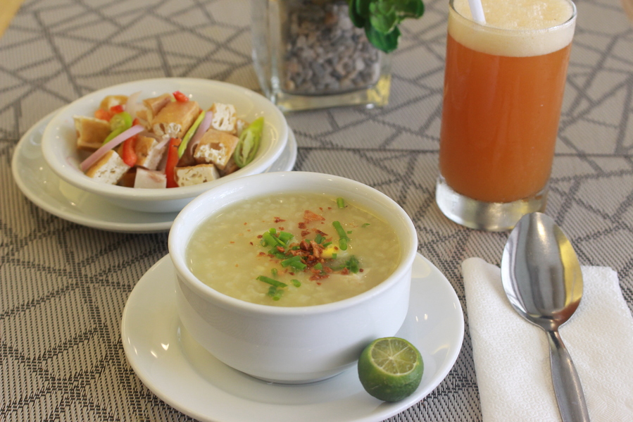 Php140 daily merienda buffet at Kabayan Hotel
