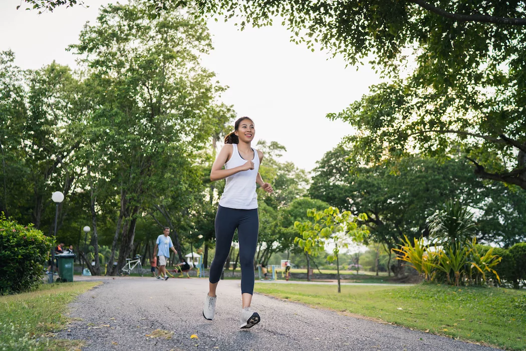 jogging woman in sports clothing